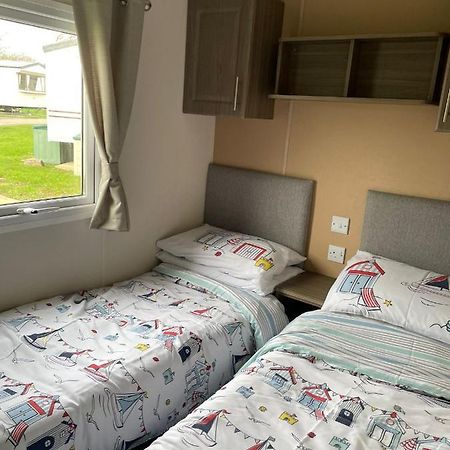 Parkdean Cherry Tree Holiday Park Burgh Castle Belton with Browston エクステリア 写真
